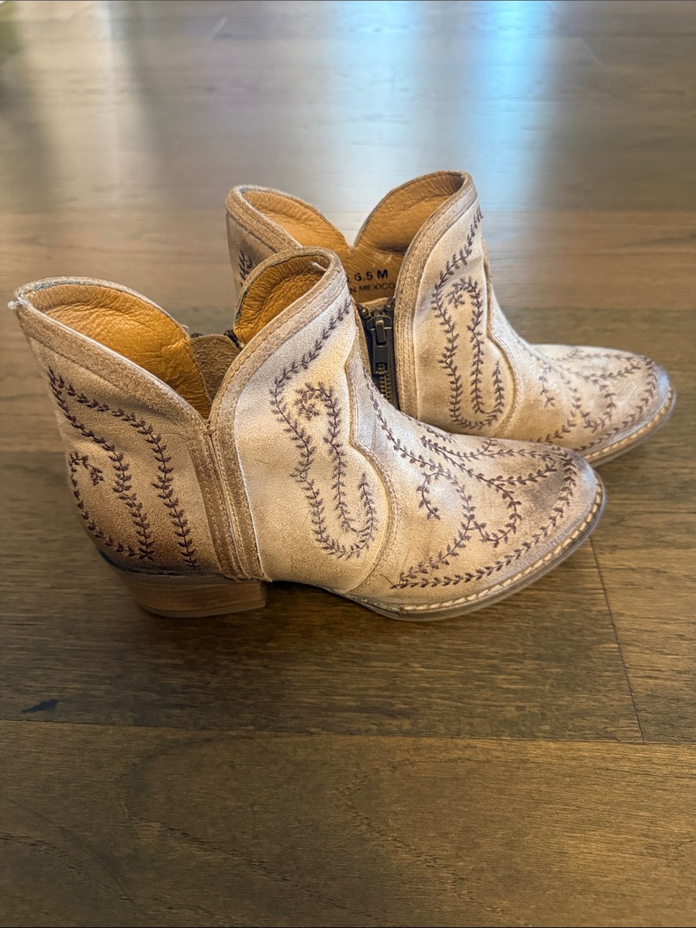 Sterling River Cowboy Boots Women’s Size 6.5